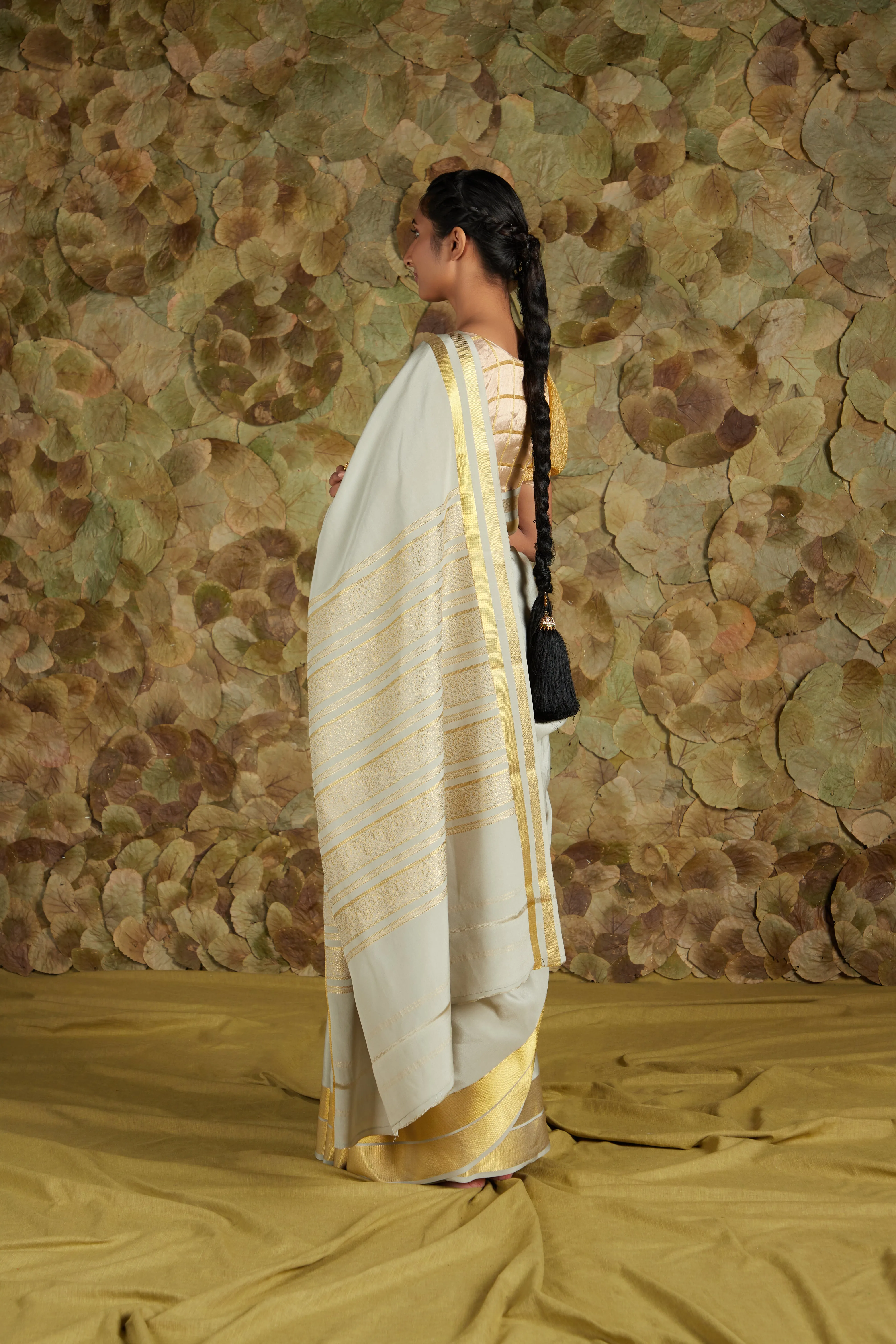 Arshana in Pearl River / ಬೂದಿ Arshana Saree