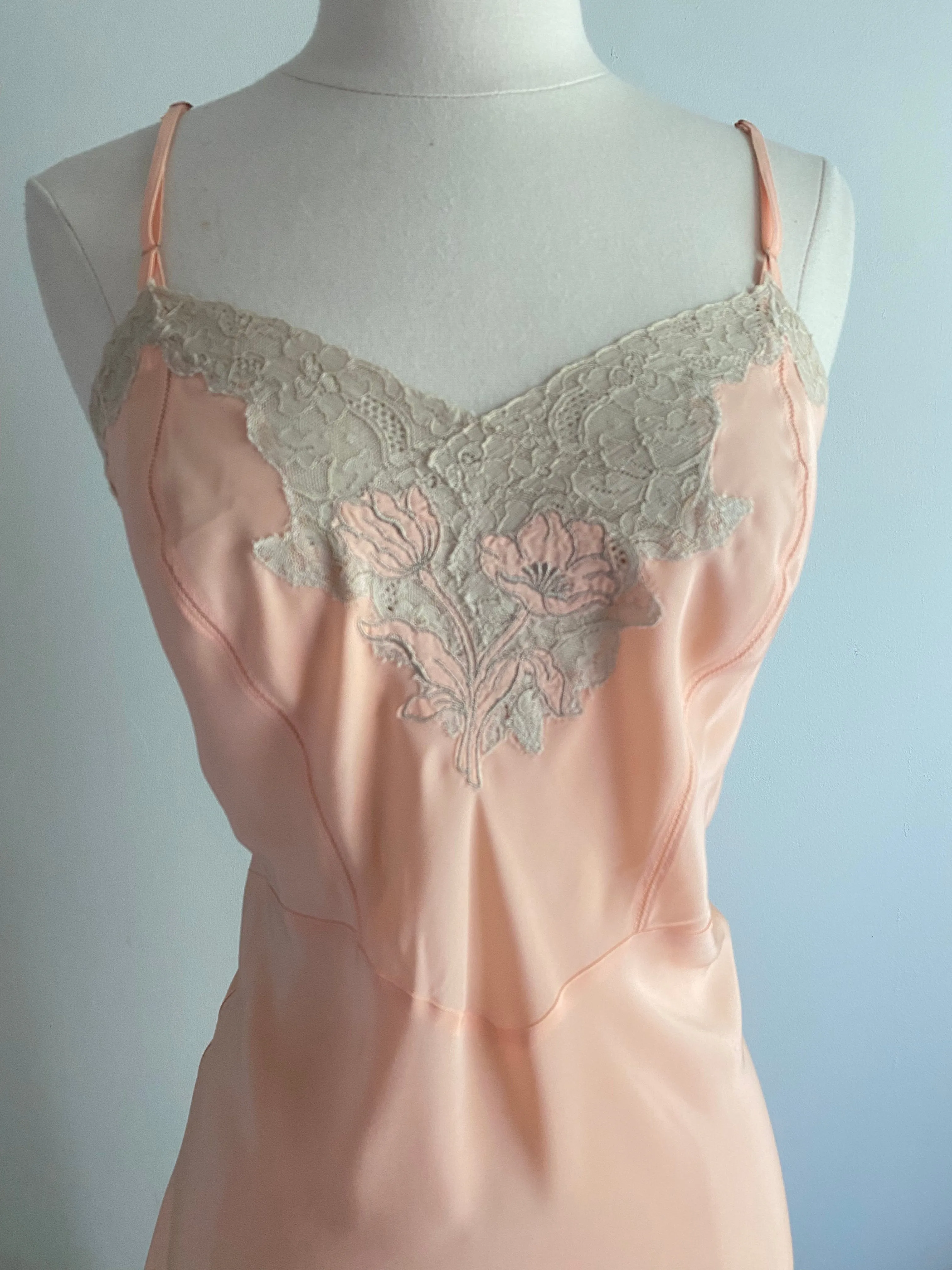 Beautiful 1940's Cold Rayon Bias Cut Slip By Miss Deb / Medium