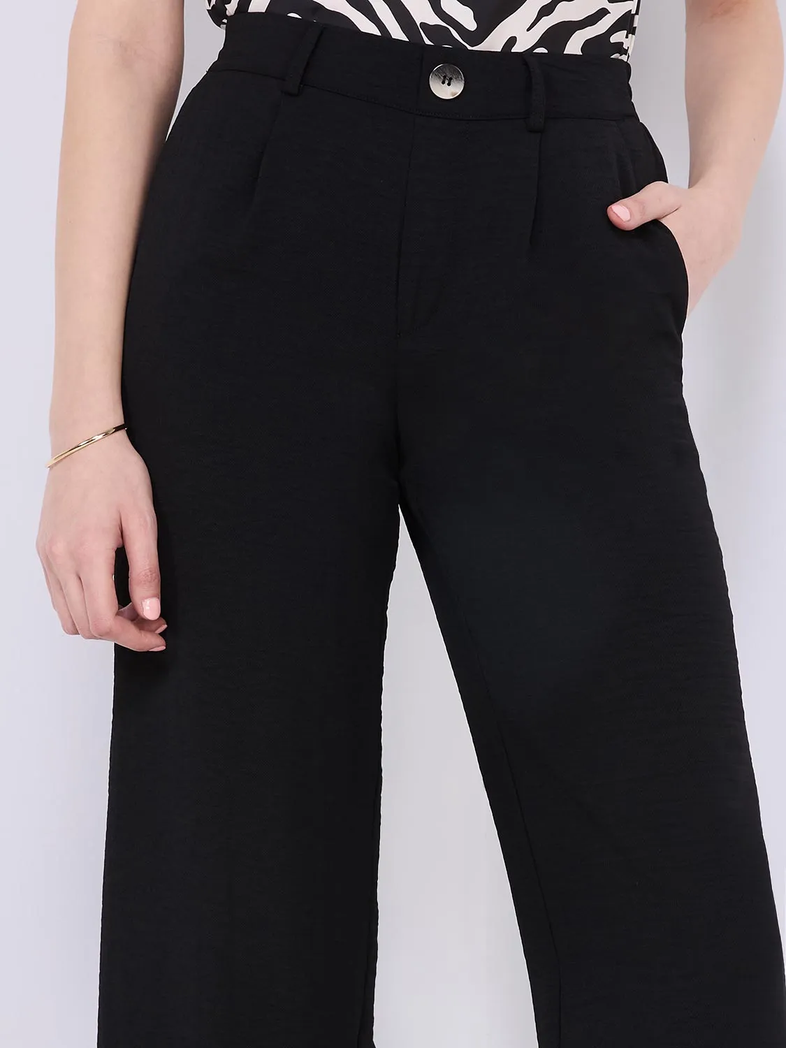 Classic Rise Wide-Leg Pants