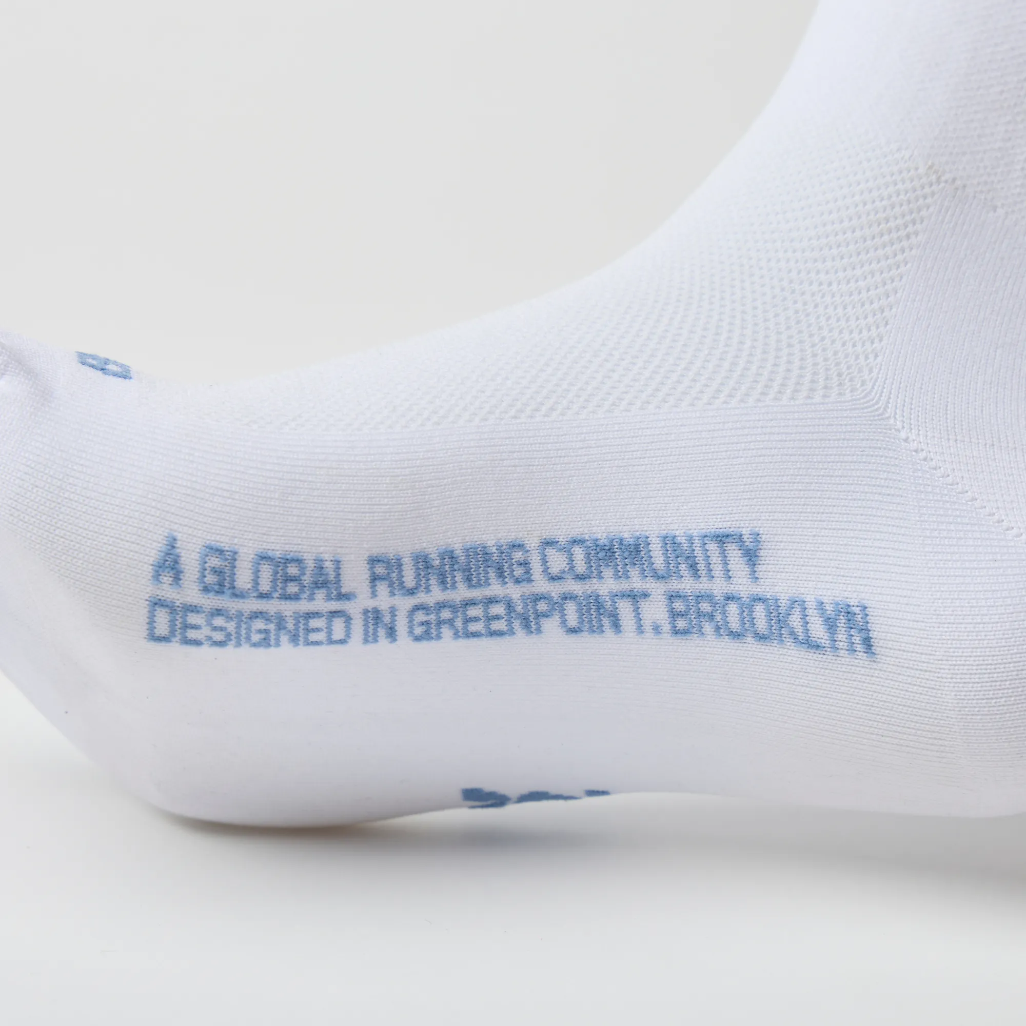 Lite Run™️ Quarter Socks - White with Skyline - 2 Pack