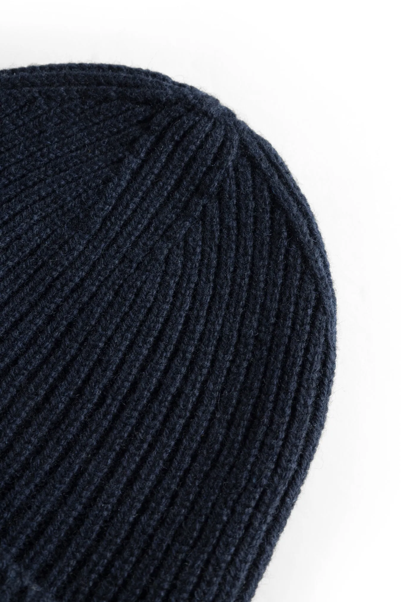 Merino Lambswool Rib N Logo Beanie Dark Navy